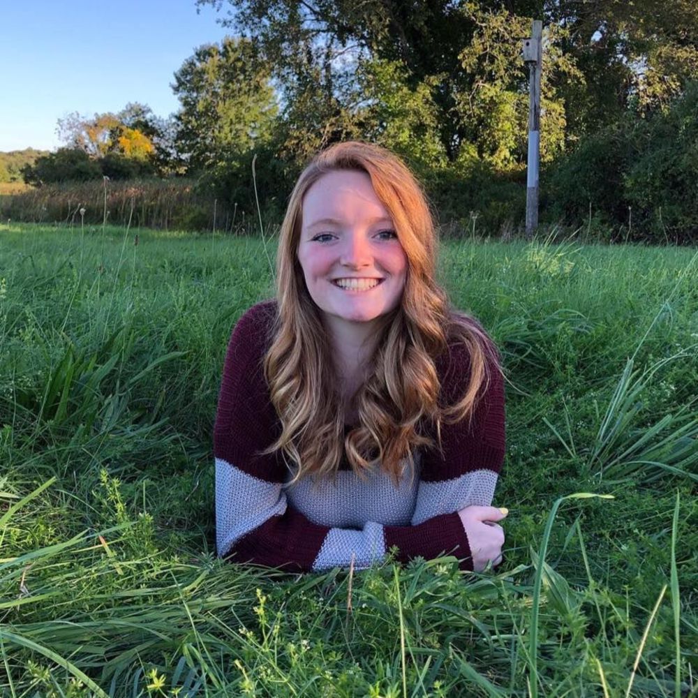 Meet your Posher, Holly